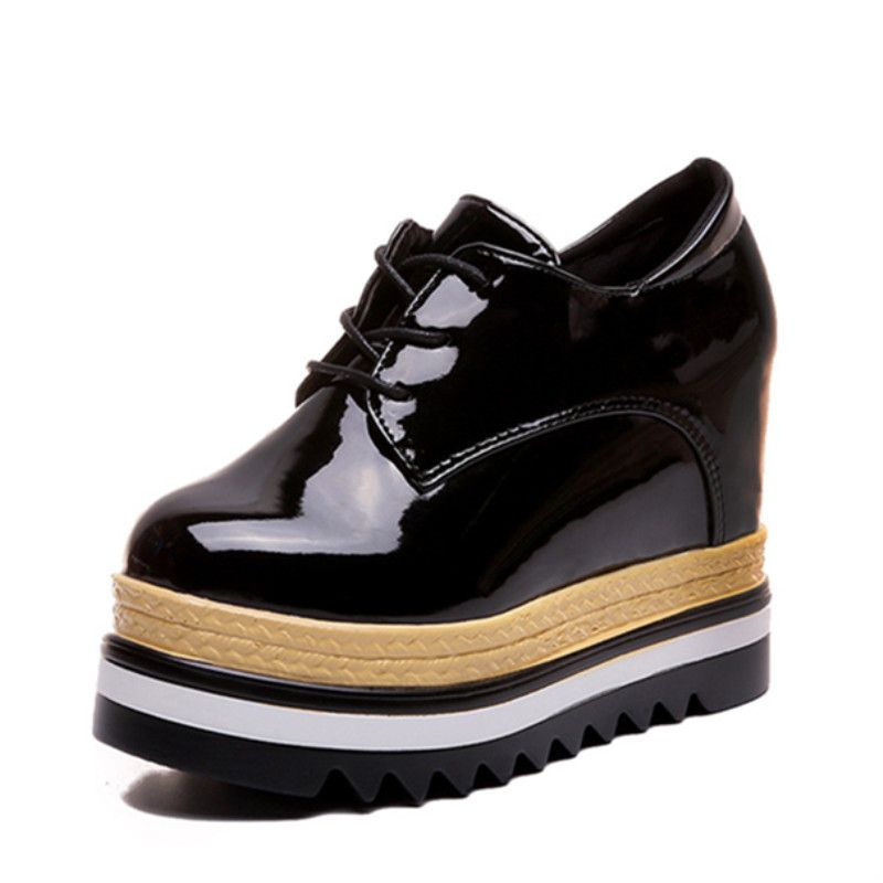 sapato com plataforma alta