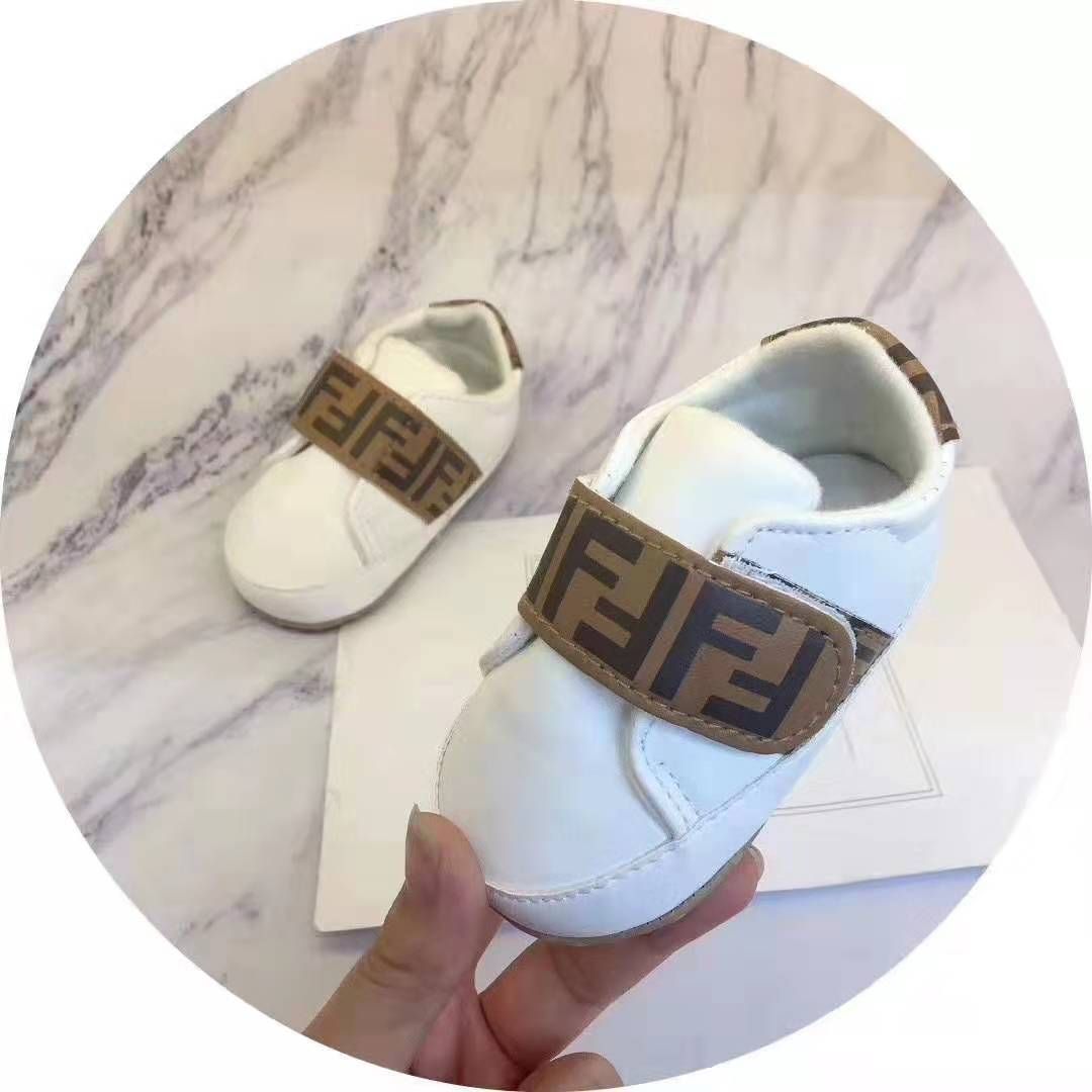 2020 Baby Boys Designer Shoes For Sale Cute Mocasins Unisex Baby First Walkers Designer Footwear 