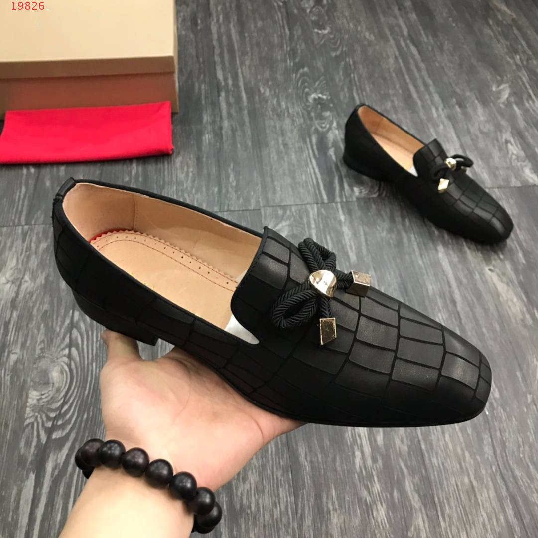 flat casual shoes