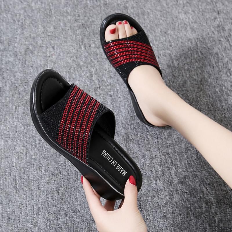 beach walk slipper price