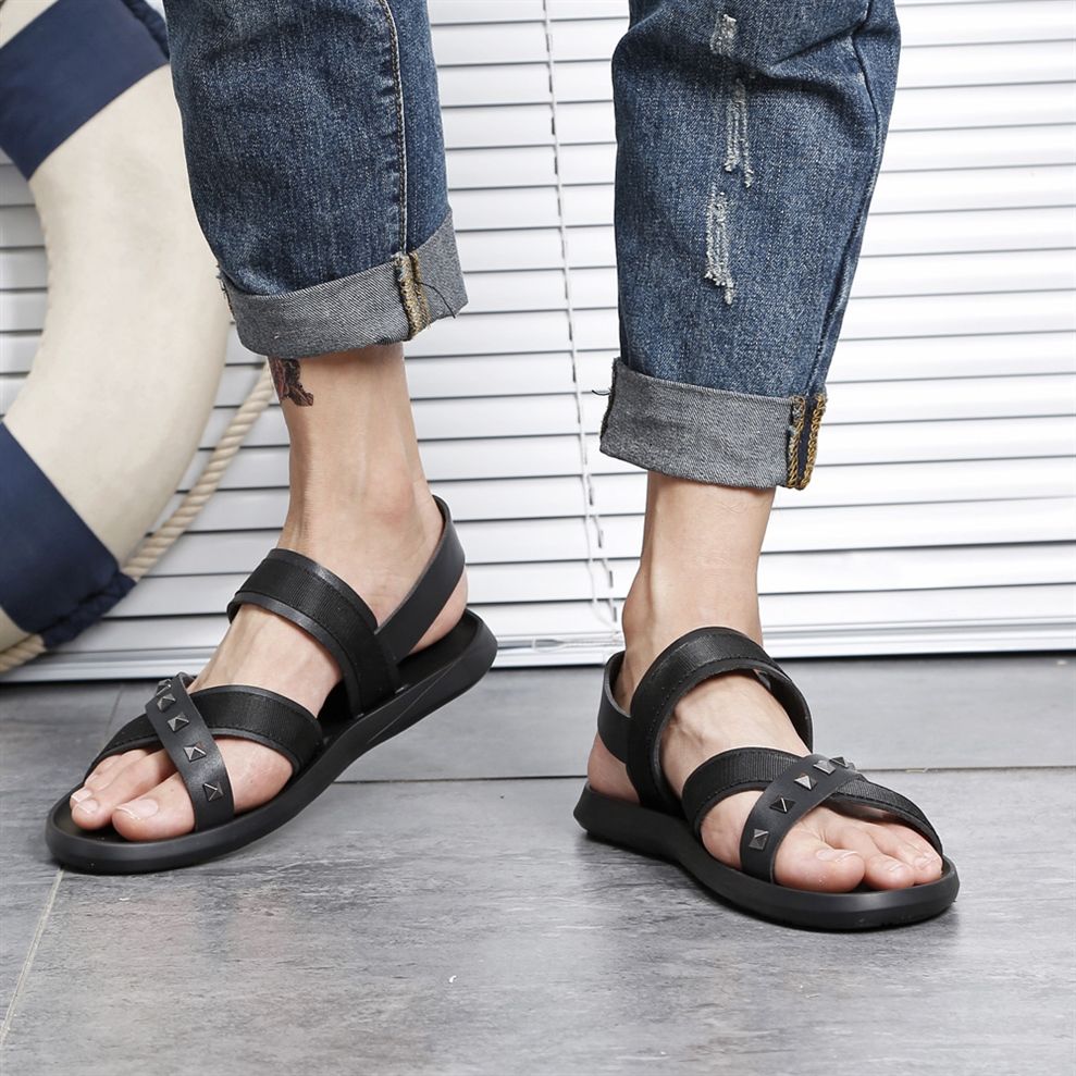 mens sandals with back straps