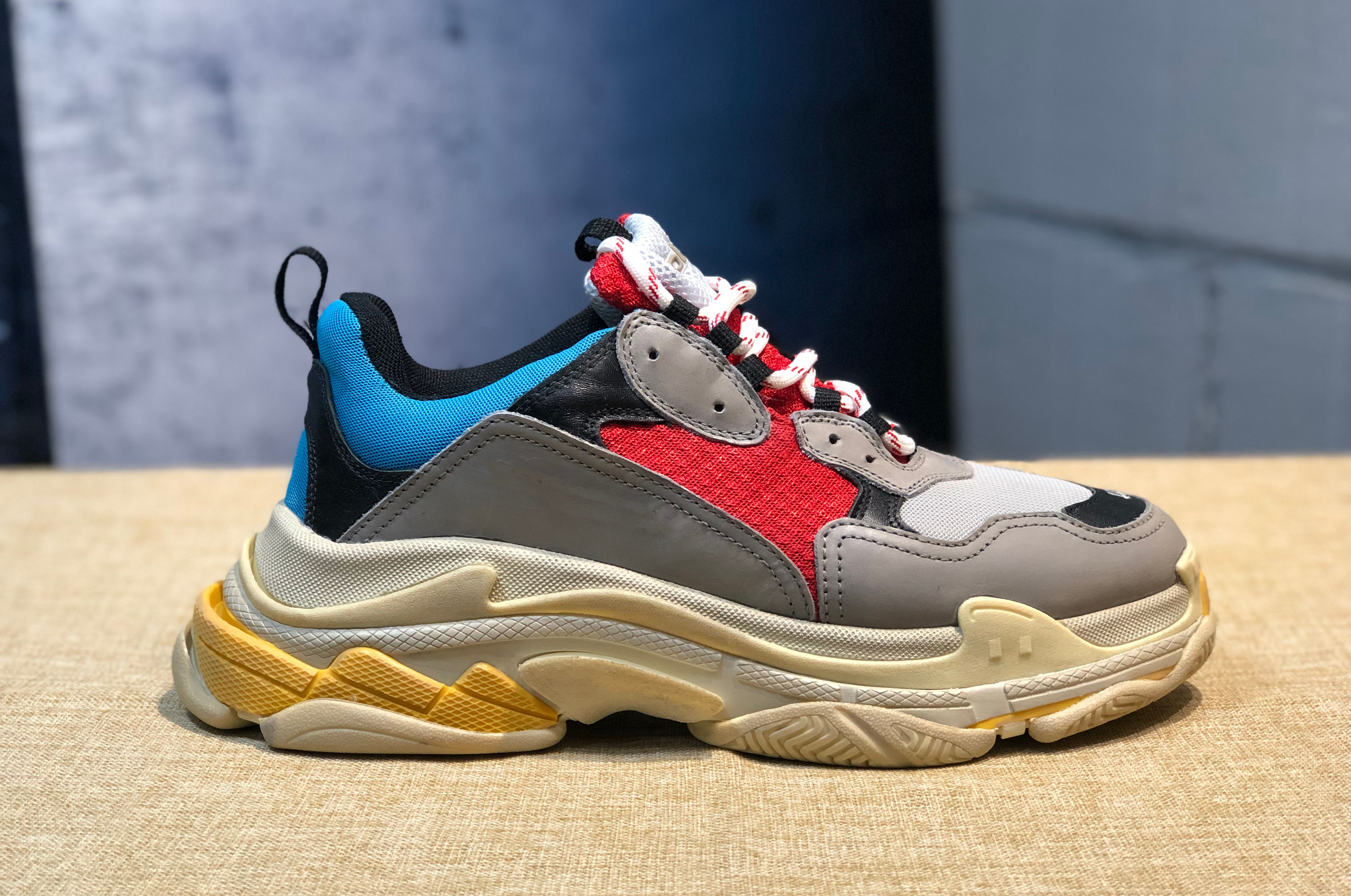 retro sneakers 2019