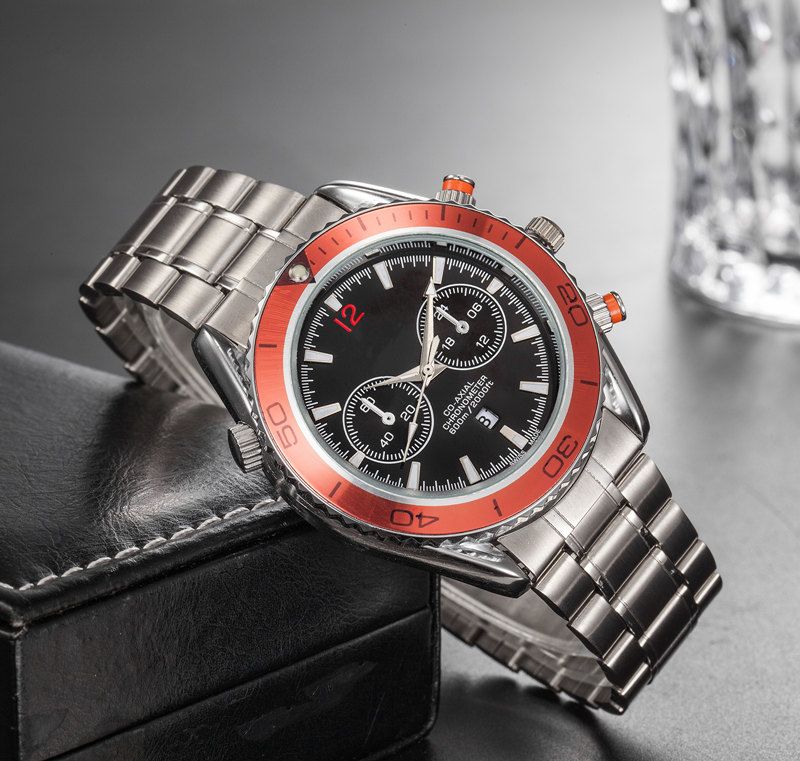 Business Mens Designer Engraved Watches Luxury Silver Stainless Steel