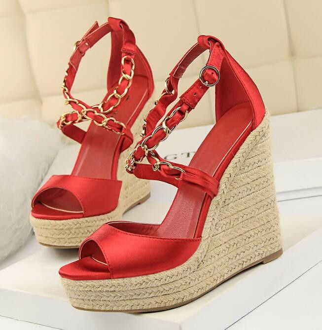 chaussure talon compensé corde