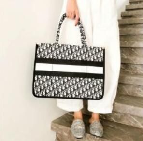 chic travel bags