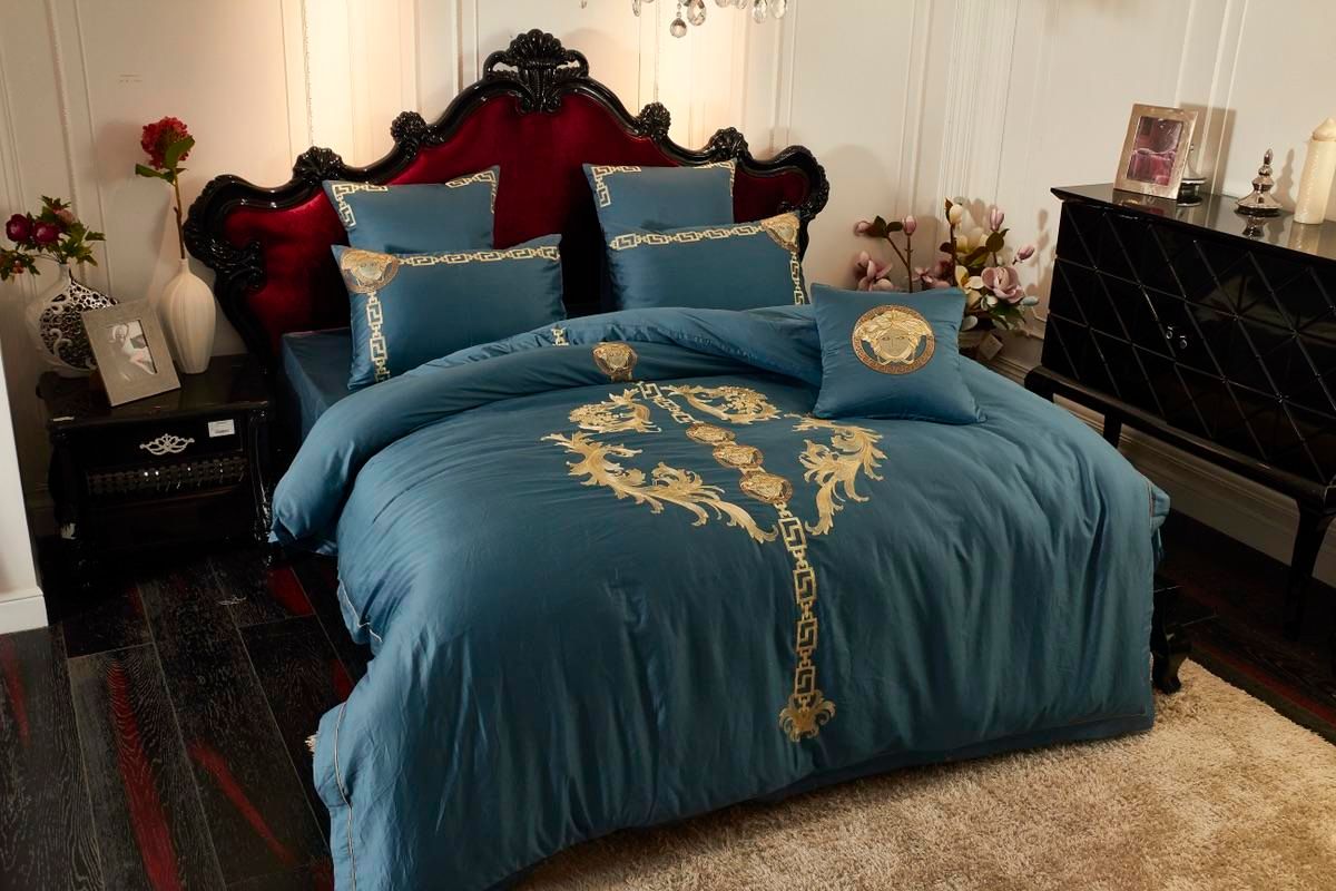 High Quality Colorful Bedding Sets Brand Design Letter D Polyester