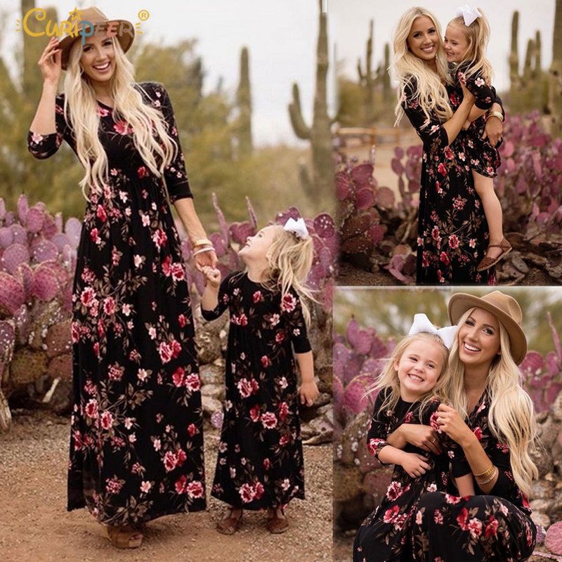 vestido mae e filha floral