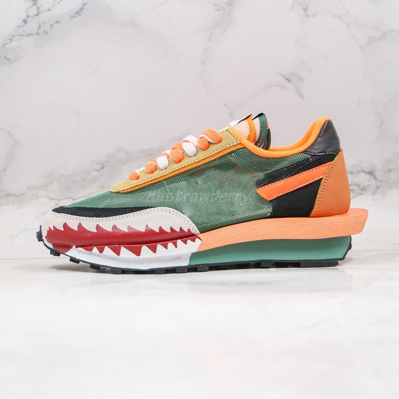 Купить Новый Shark Sacai LDV Waffle Ape 