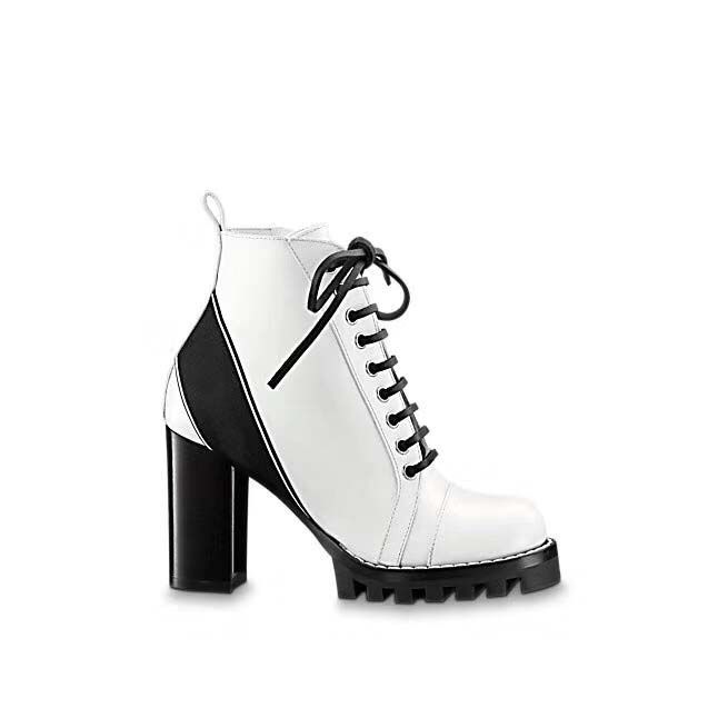Designer Schuhe Damen Star Trail Leder Stiefeletten Mode Hohe Chunky Heels Schwarze Leder Herz Schnürsenkel Gummi Sohle Luxus Martin Stiefel Designer Schuhe Damen Star Trail Leder Stiefeletten Mode Hohe Chunky Heels Schwarze Leder Herz Schnürsenkel Gummi Sohle Luxus Martin Stiefel