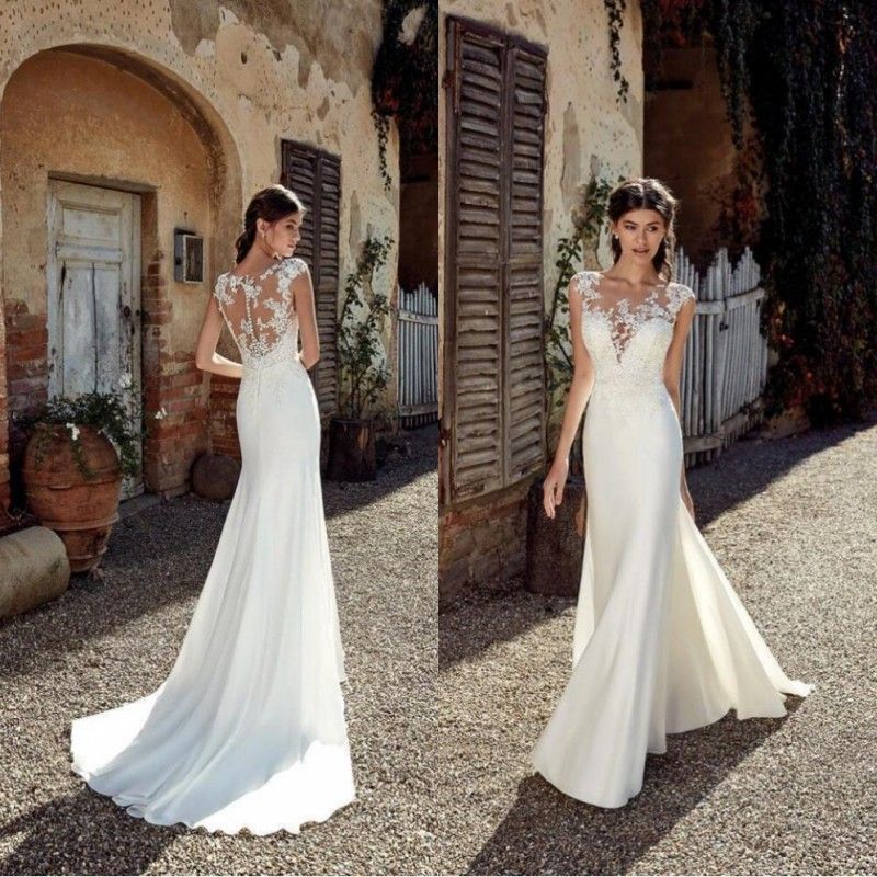 Discount 2019 New Designer Beach Wedding Dresses Sexy Lace Applique Sheer Neck Floor Length Bohemian Cheap Plus Size Wedding Bridal Gowns Bc0833