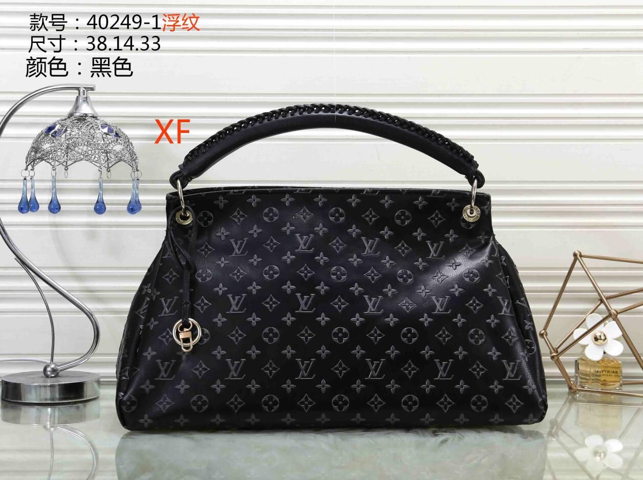 wholesale boutique handbags