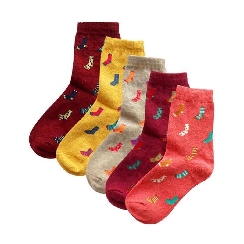 2020 Women Socks Nice Autumn Winter Pop Fashion Cartoon Pattern Series  Ladies Trend Harajuku Literary Wool Blend Socks From Brittany72, $46.69 |  DHgate.Com