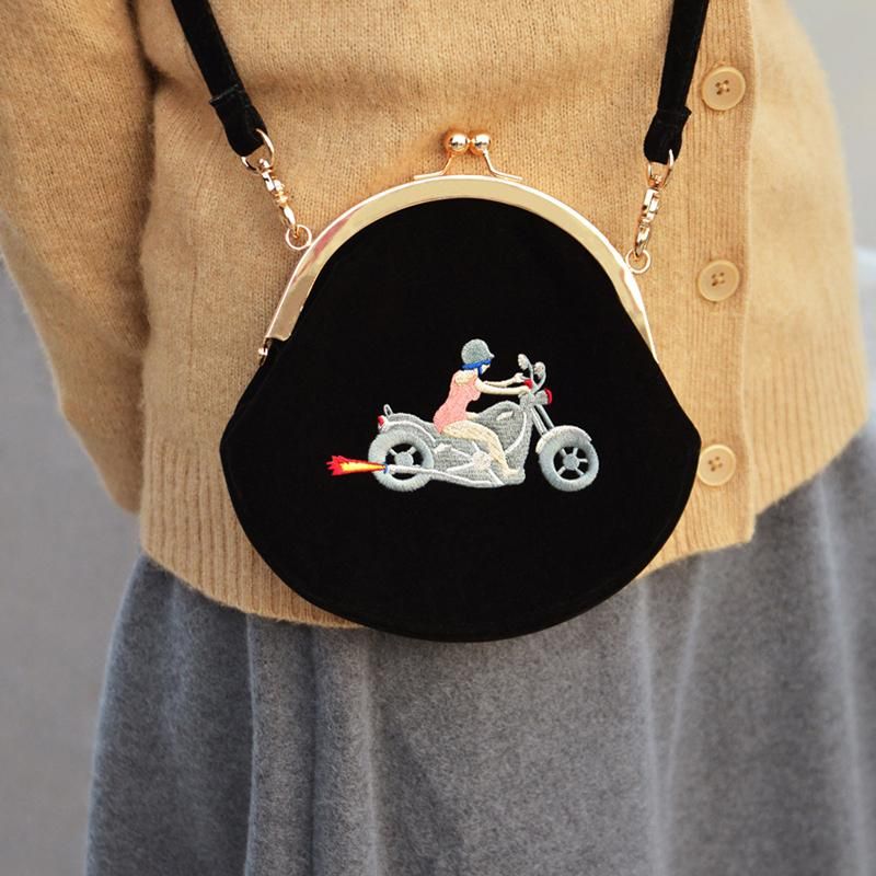 Details about New Original Designed YIZI Vintage Velvet Embroidery Shoulder Bags for Women Details about New Original Designed YIZI Vintage Velvet Embroidery Shoulder Bags for Women