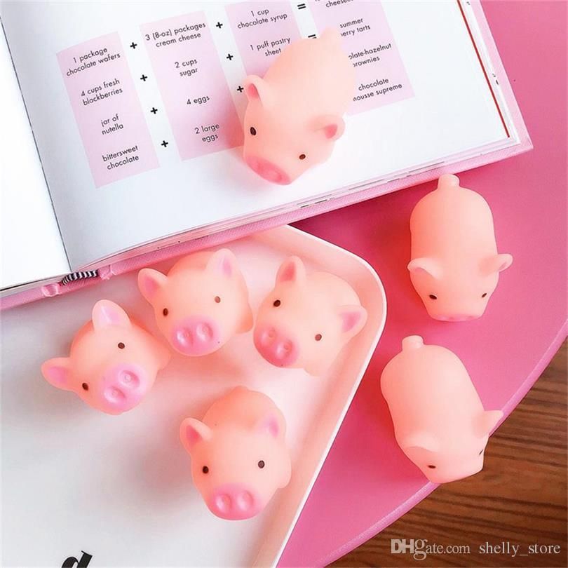 screaming pig toy