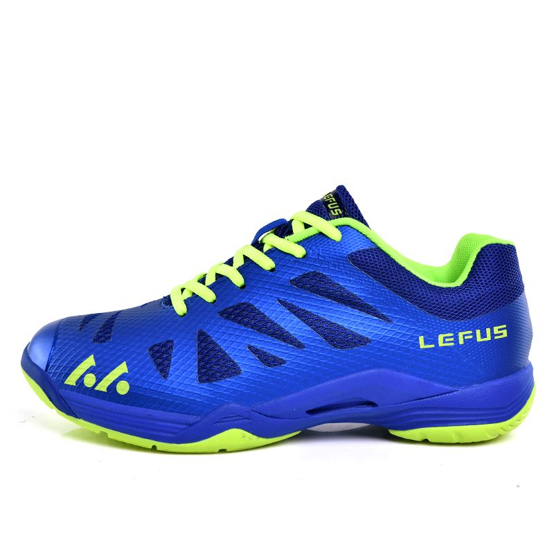 slip resistant tennis shoes