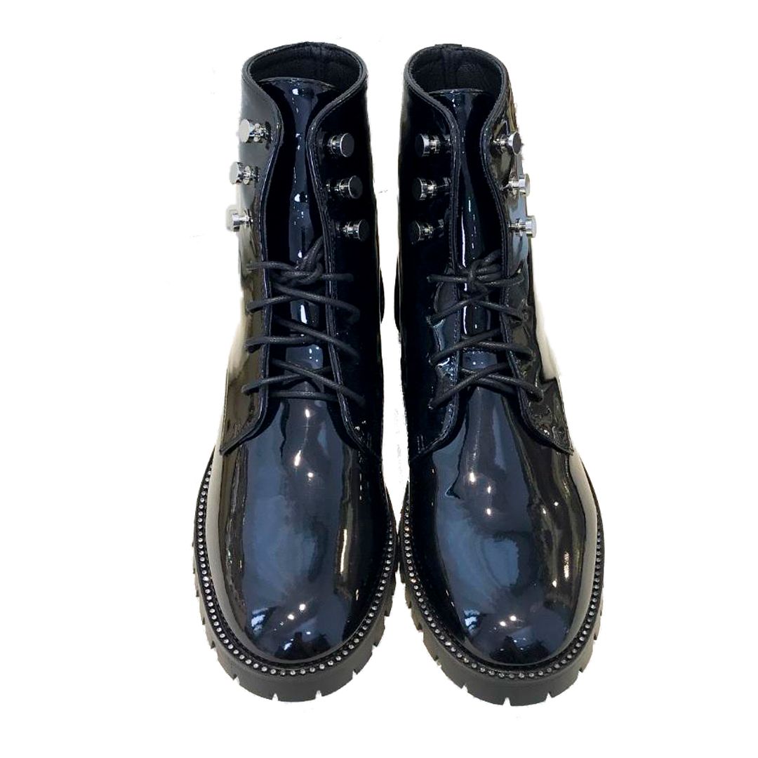 dr martin walking boots
