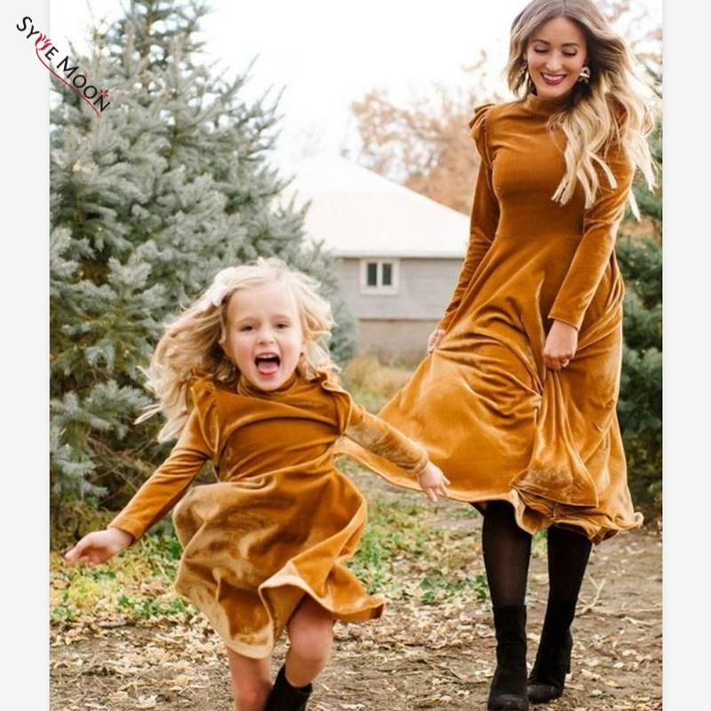 family matching fall outfits