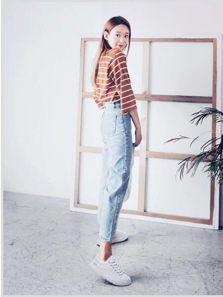 korean outfit with boots