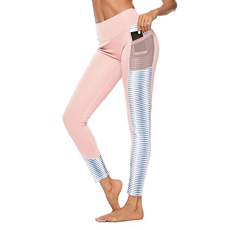 exercise leggings with phone pocket