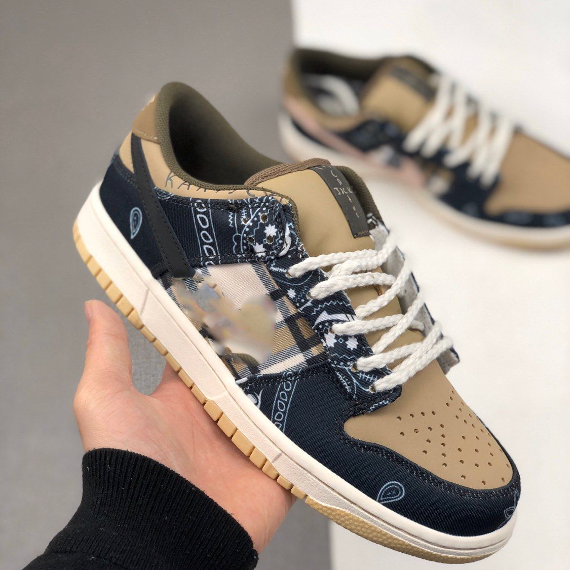 dunks 1s