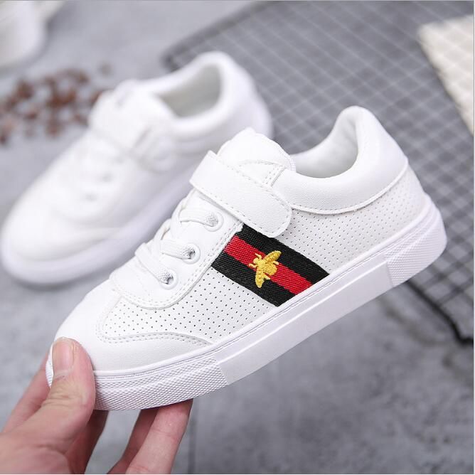 stylish sports shoes for girls