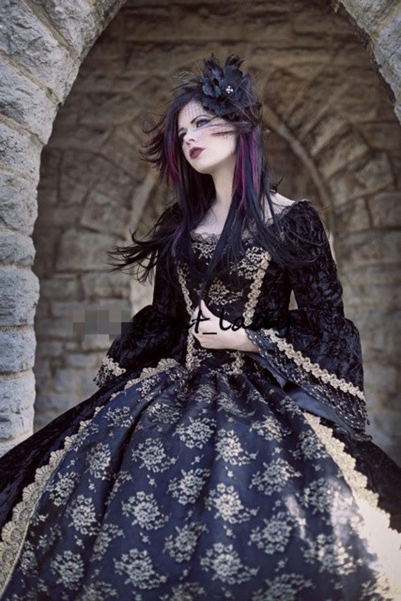 Acquistare Abito Da Sposa Gotico Rinascimentale Medievale Fantasy 2021  Vintage Black Gold Lace Up Parte Posteriore Del Corsetto Bella Addormentata Sposa  Abiti Economico | Consegna Veloce E Qualità | It.Dhgate
