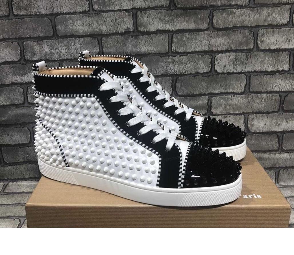 tennis shoes with red bottoms