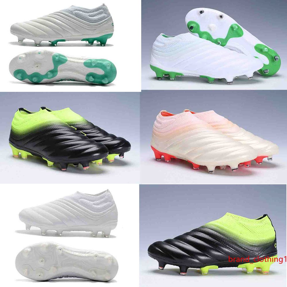 mens laceless soccer cleats