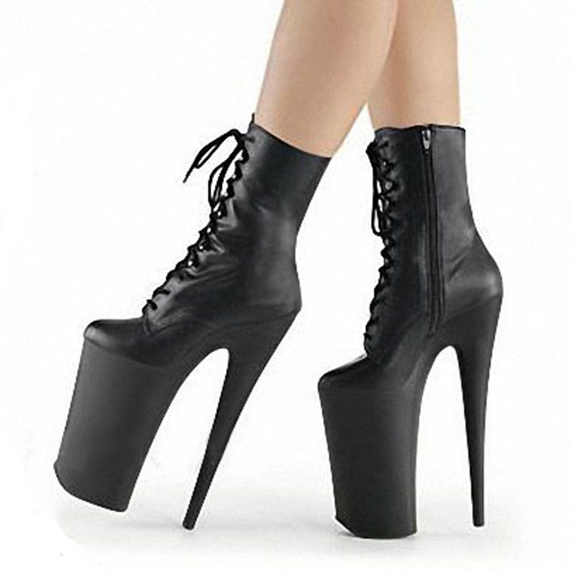 Compre Largo Bezerro Preto Preto Heels Pólo Dança Dança Dominatrix Botas  Femininas Curtas Lace Up Spike High Beels 20cm Plataforma Sapatos Barato |  Entrega Rápida E Qualidade | Pt.Dhgate