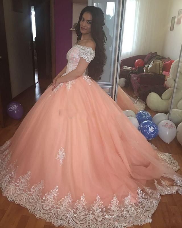 Vestidos de quinceañera de durazno con hombros descubiertos 15 apliques de  encaje anos Vestido de fiesta hinchado Vestido de gala Vestido de gala  Vestido de novia