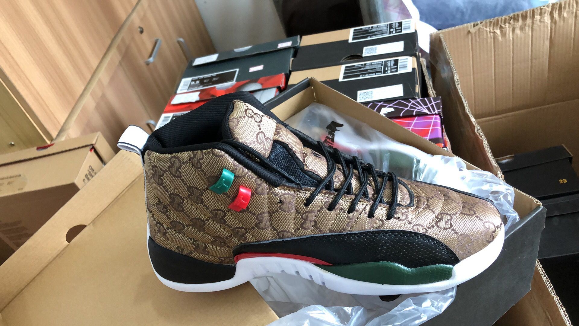 Nike Air Jordan 12 Mid AJ12 Gucci Shoes 12 GS Generación De