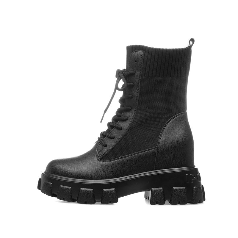 most comfortable women's lace up boots