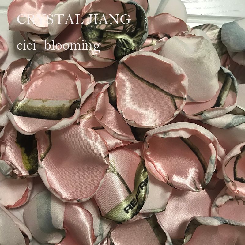 Pink Camo Rose Petals Petals Camo Satin Wedding Decoration