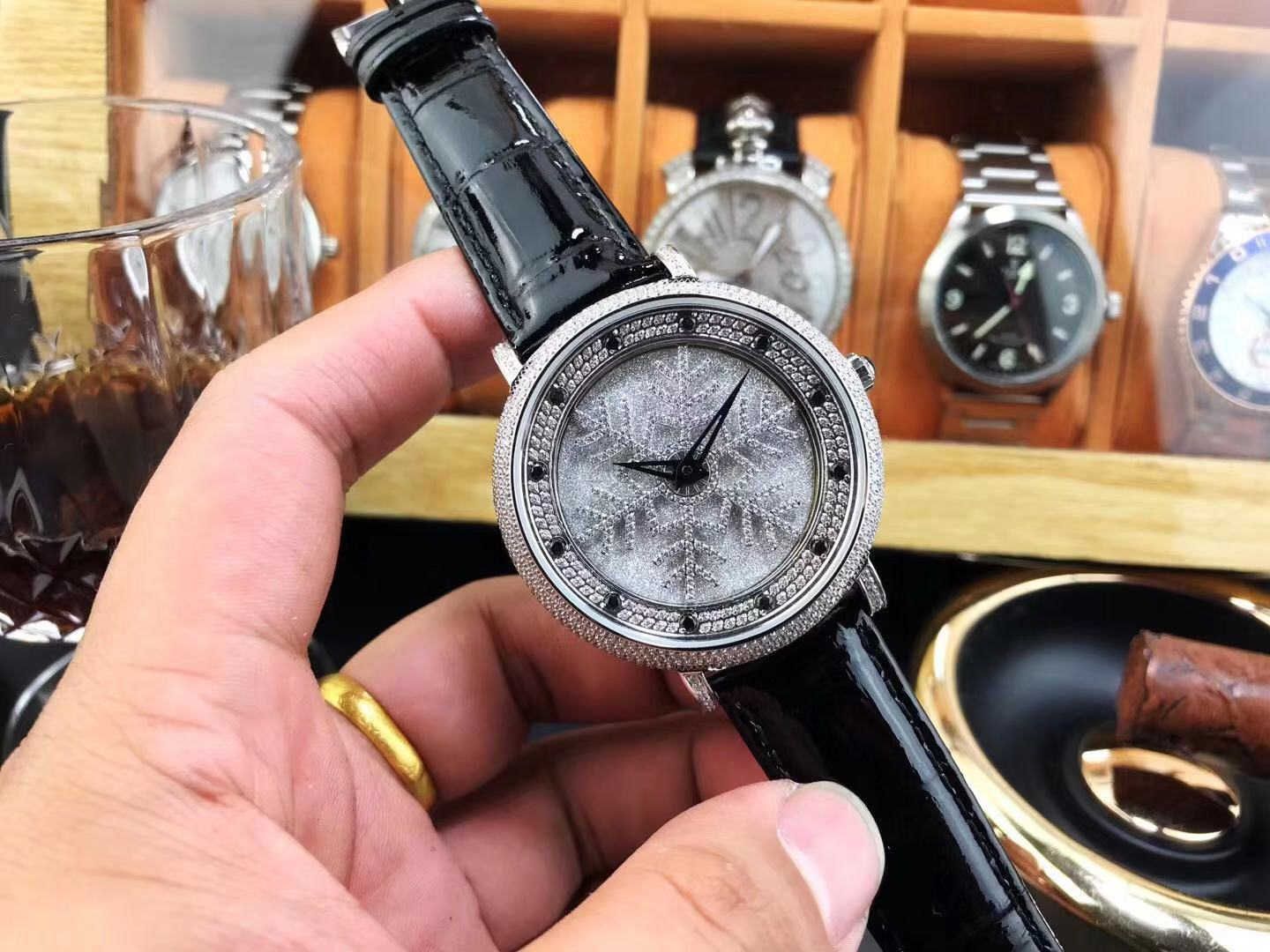 hand wrist watch digital