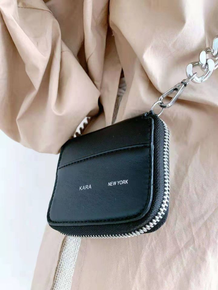 bolsas for girls under 300