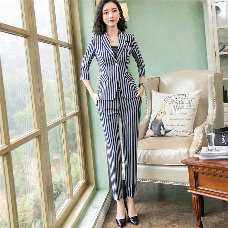 casual summer pant suits