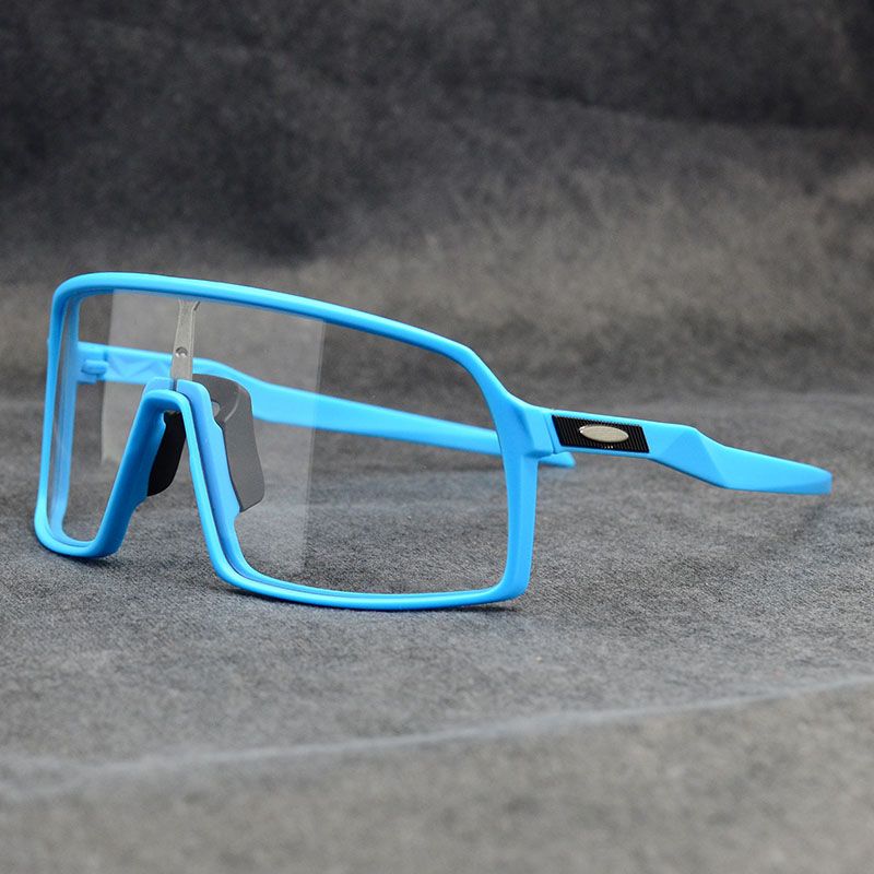 08 Photochromic-1Lens