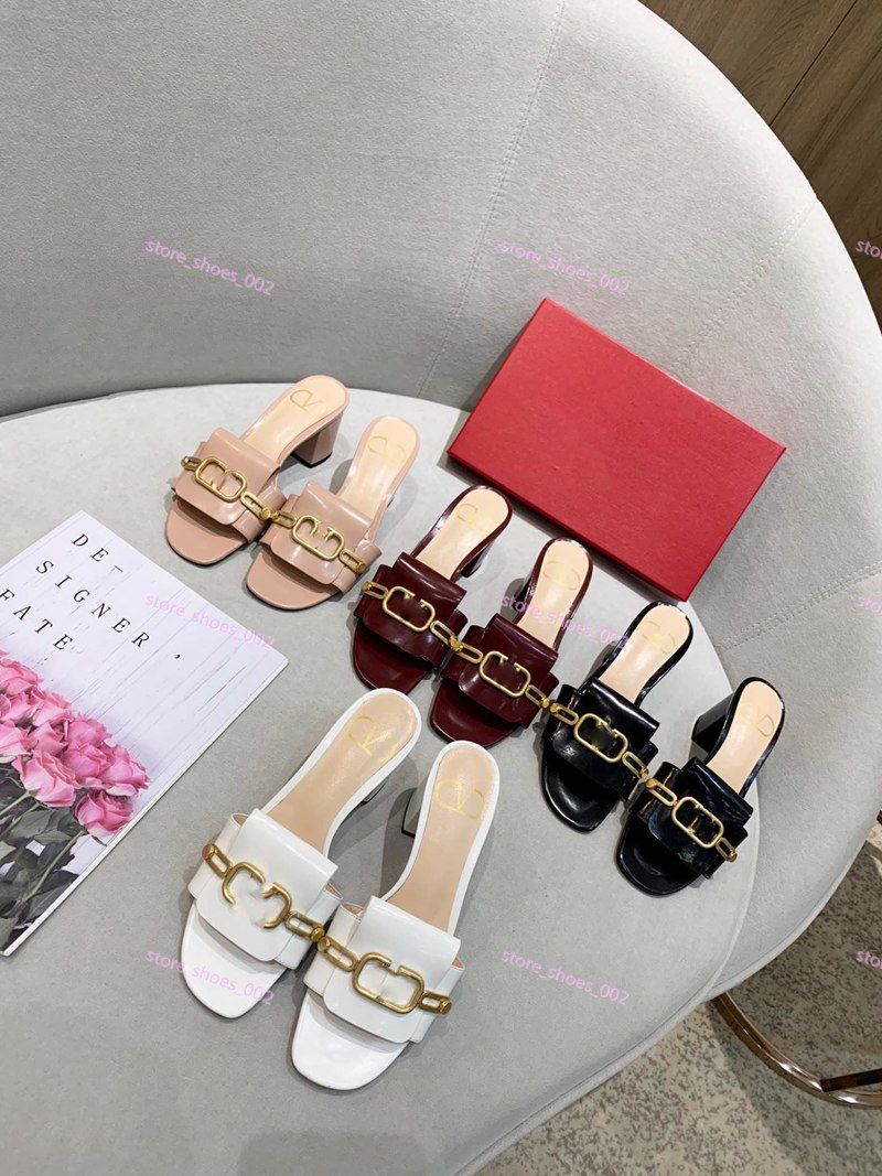 latest female slippers