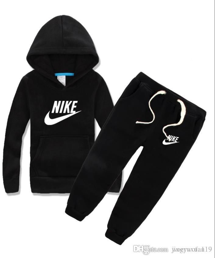 conjunto deportivo nike niños