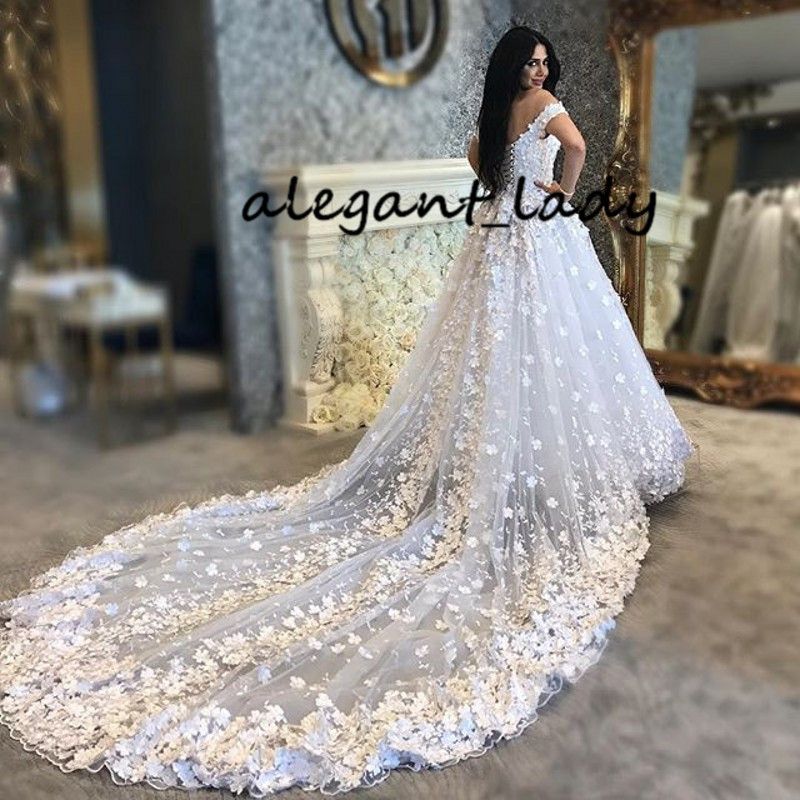Compra Vestidos De Boda En Árabe Saudí 3D Mariposa Floral Hinchado Blanco  Puro Encaje Hacia Arriba Catedral Tren Vestido De Noiva Casamento Gelinlik  Boda Vestido De Novia Barato | Entrega Rápida Y