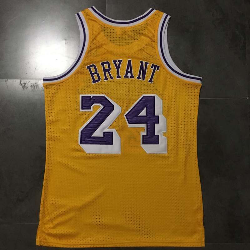 Kobe Bryant jersey came in, thoughts? : r/DHgate