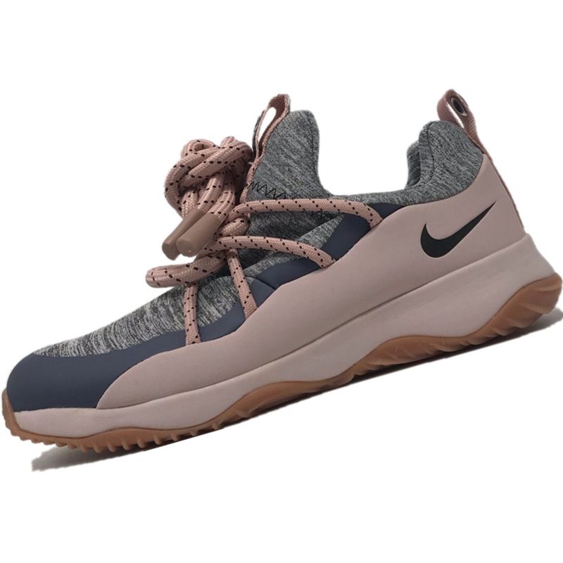 basketball shoes with straps