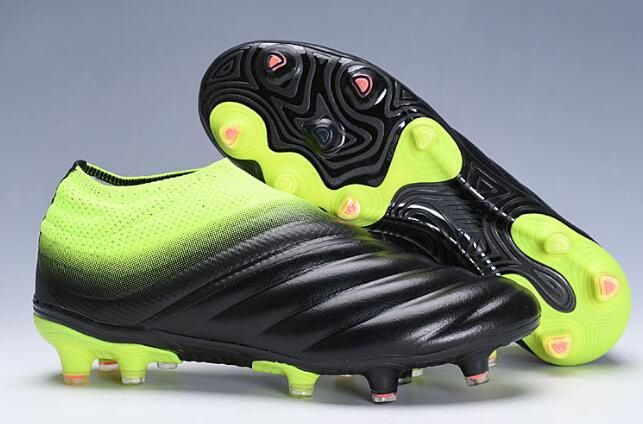 scarpe a 6 tacchetti decathlon