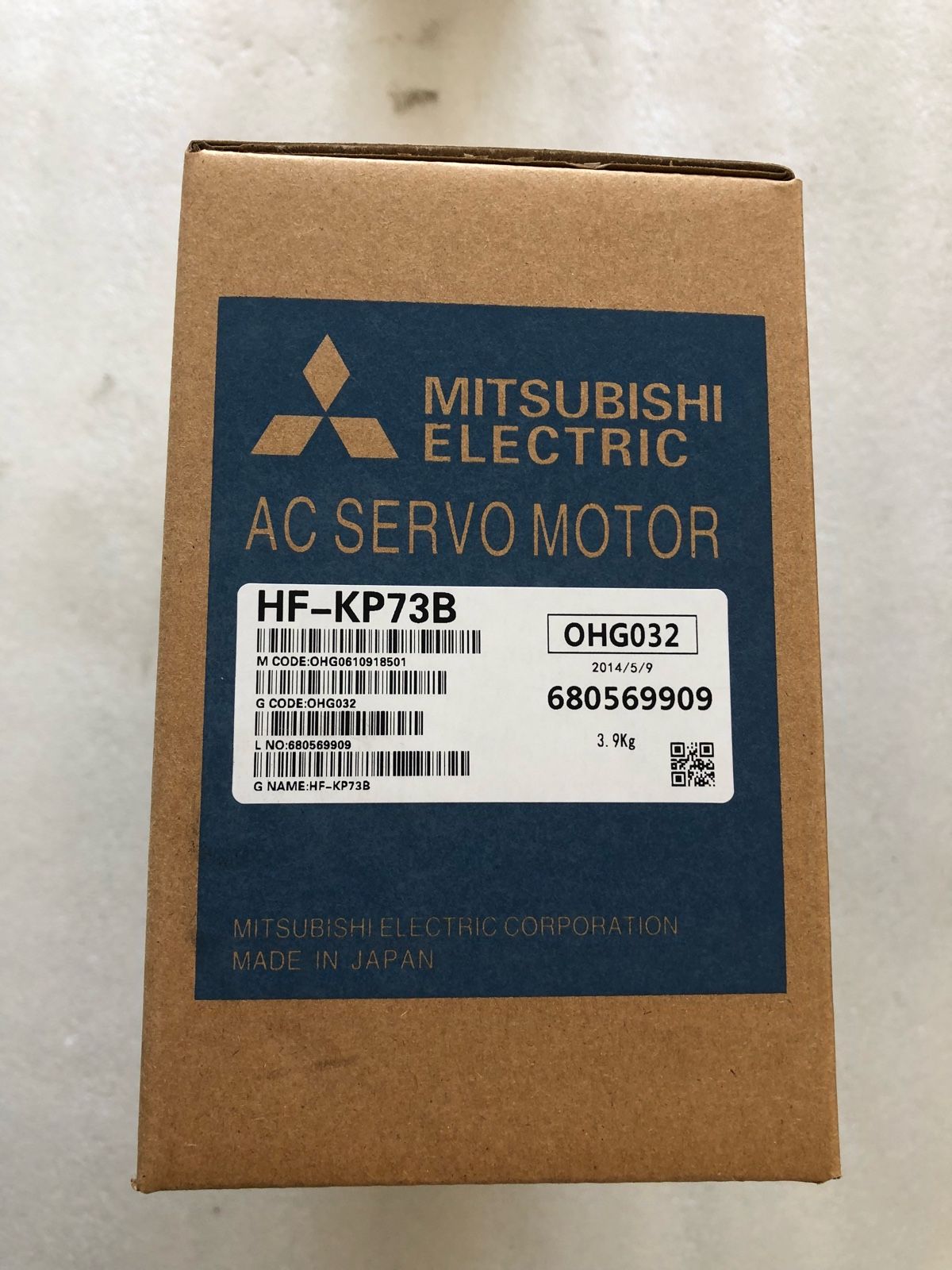 MITSUBISHI HF-KP73B AC SERVO MOTOR HFKP73B New In Box Expedited Shipping 