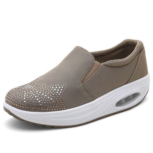 Las mujeres de la plataforma zapatillas de diseño del gato hermosa forma de balancín zapatos