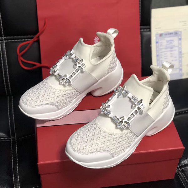 black casual shoes for girl