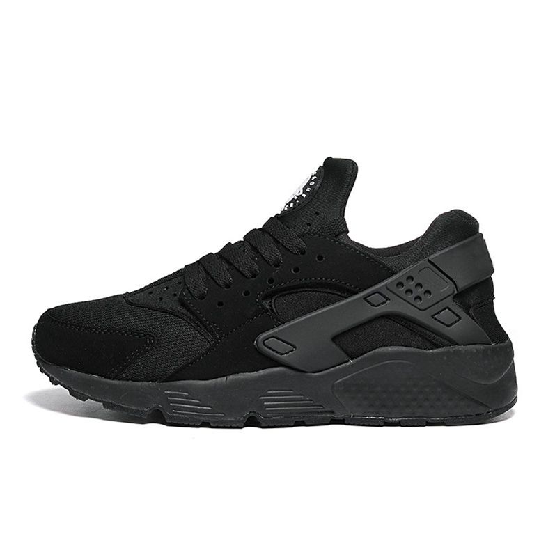 huarache ultra run black white