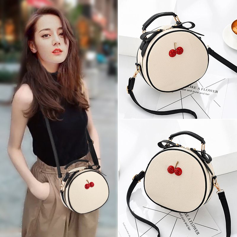 circle leather bolsa