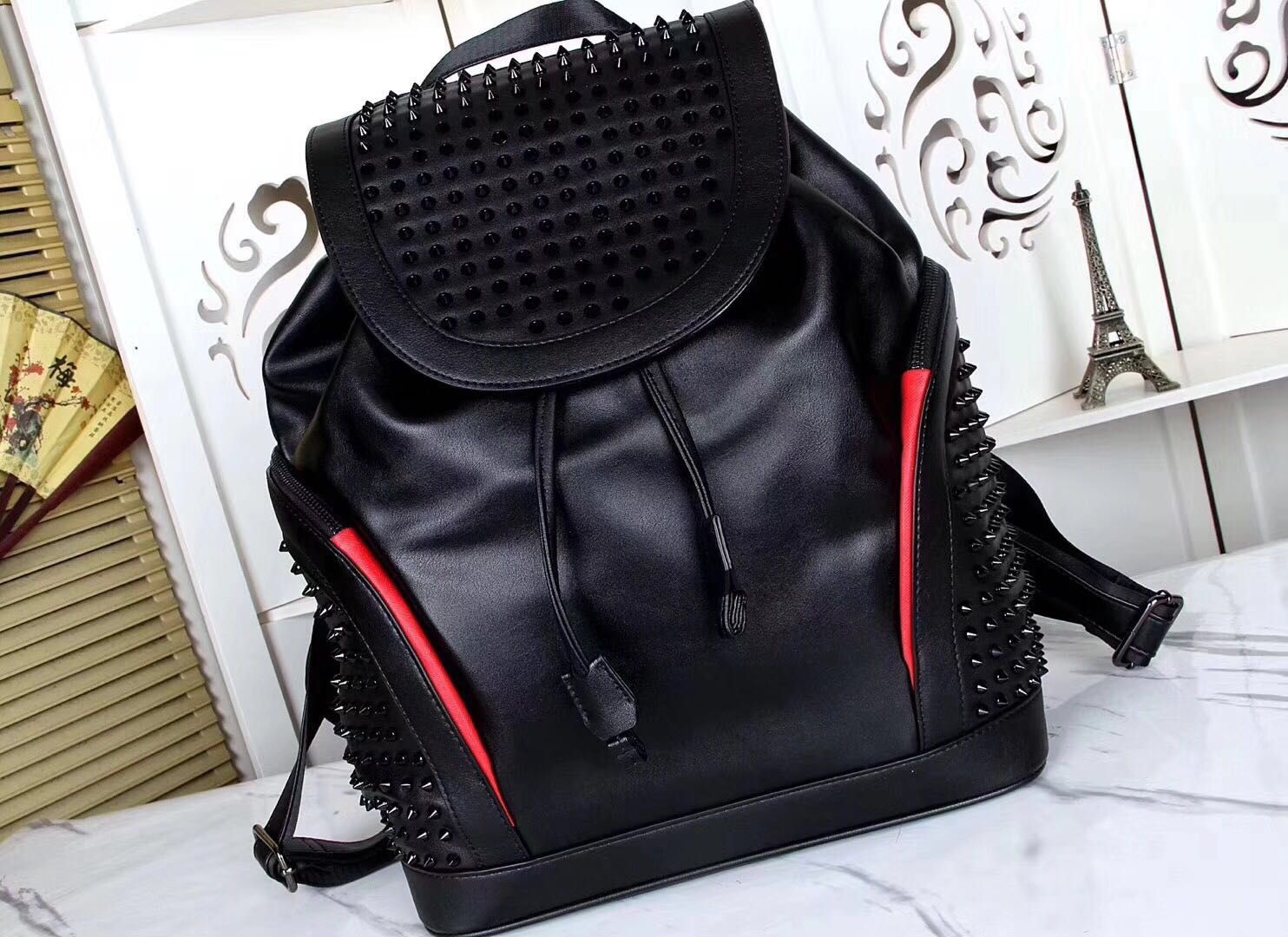 Compra Mochilas De Diseño Mochila De Cuero Genuino Rivet Rock Style Hombre  Christ Lobotin Mochila De Diseño Hombre Bolsas De Viaje Barato | Entrega  Rápida Y Calidad | Es.Dhgate