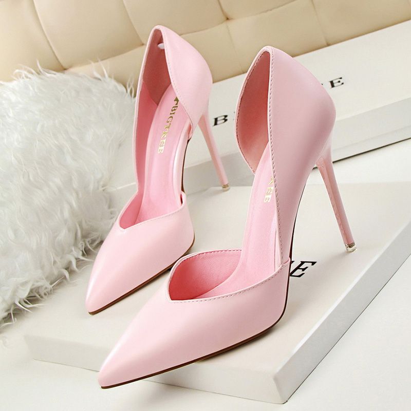 bright green pumps